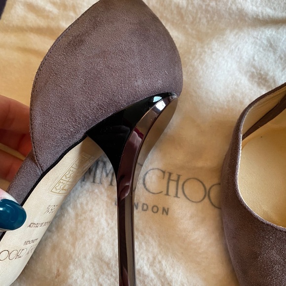 Jimmy Choo Grey Suede Pumps- LIKE NEW! - Picture 4 of 8